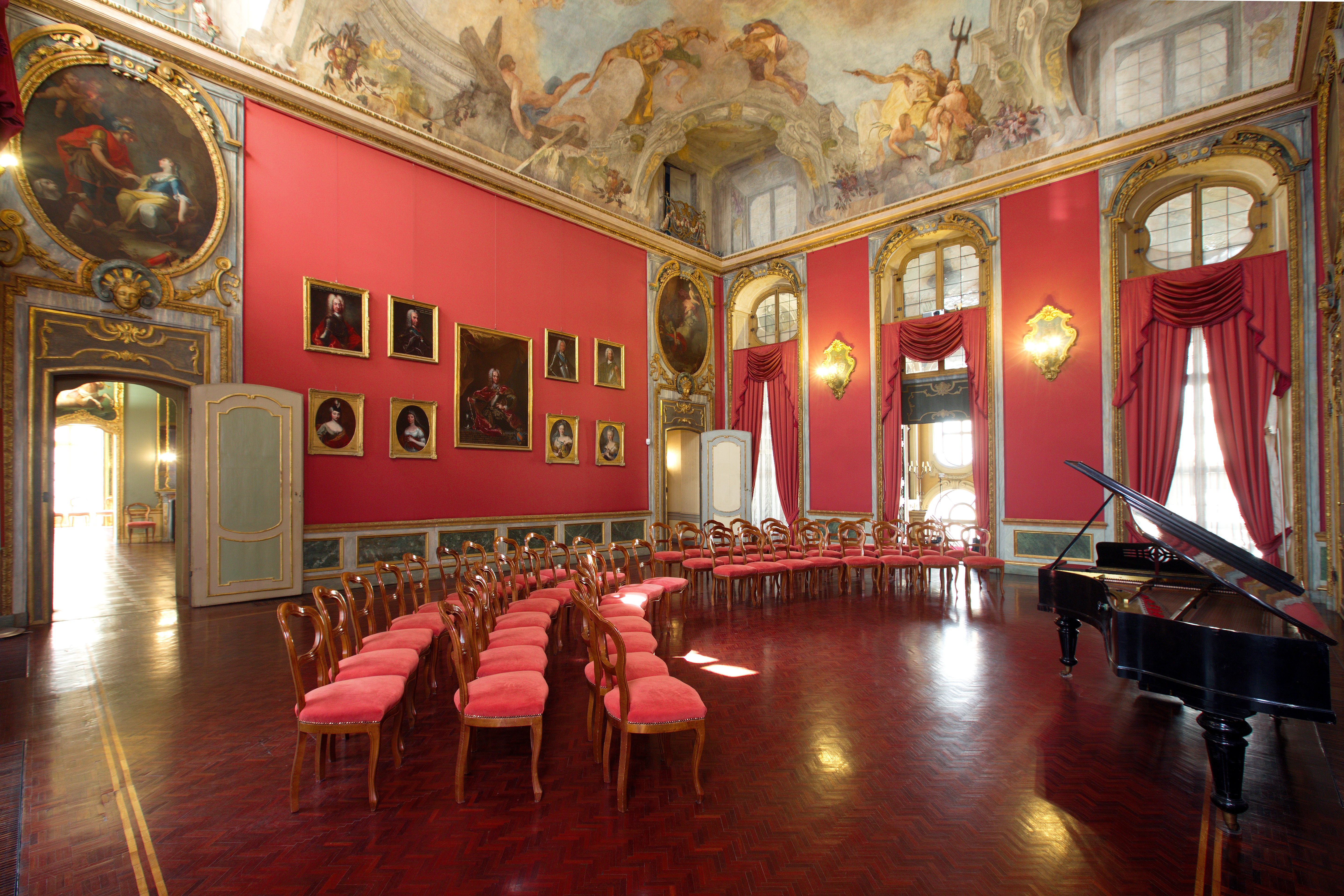 Salone del Palazzo Falletti di Barolo